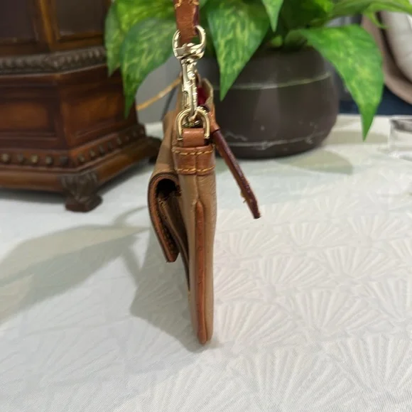 Dooney & Bourke Dillen ll Large Leather Wristlet - Picture 9 of 10